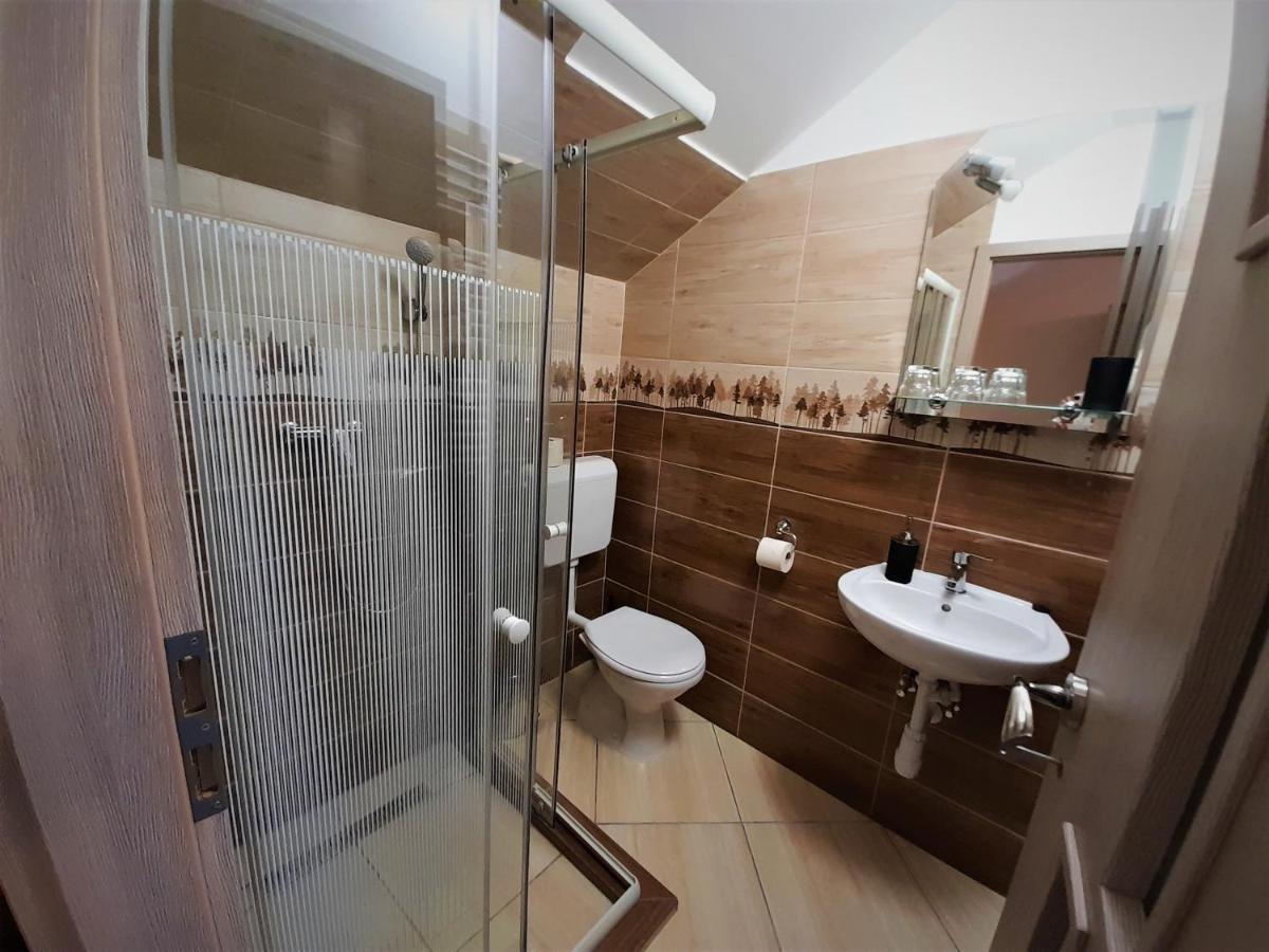 Barsony Vendeglo Es Panzio Bed and Breakfast Szécsény Exteriör bild