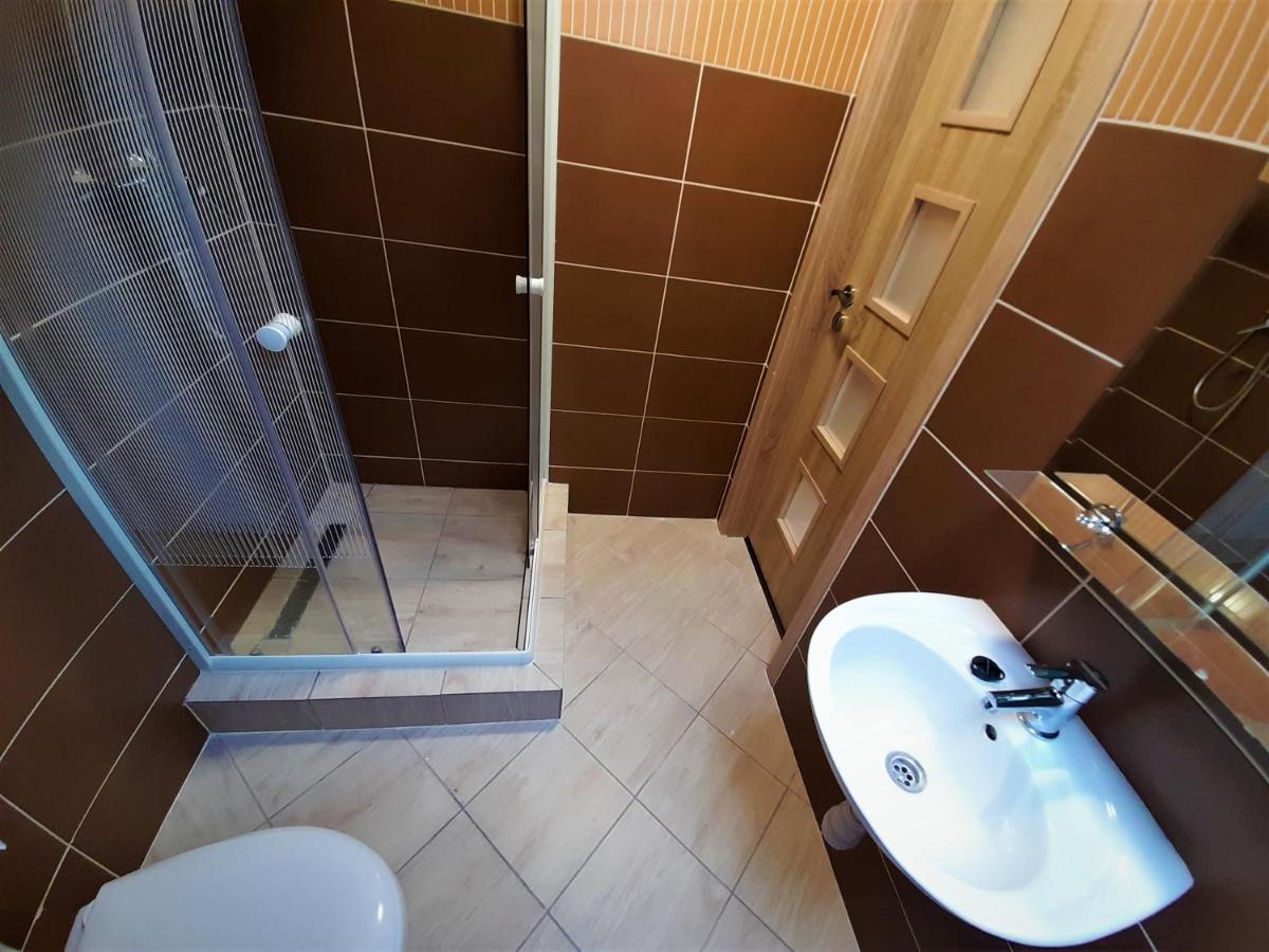 Barsony Vendeglo Es Panzio Bed and Breakfast Szécsény Exteriör bild